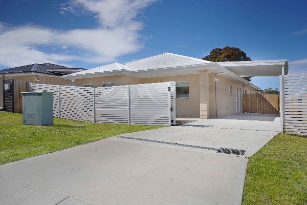 ClarendonValeHouse Ext_5_Small Size