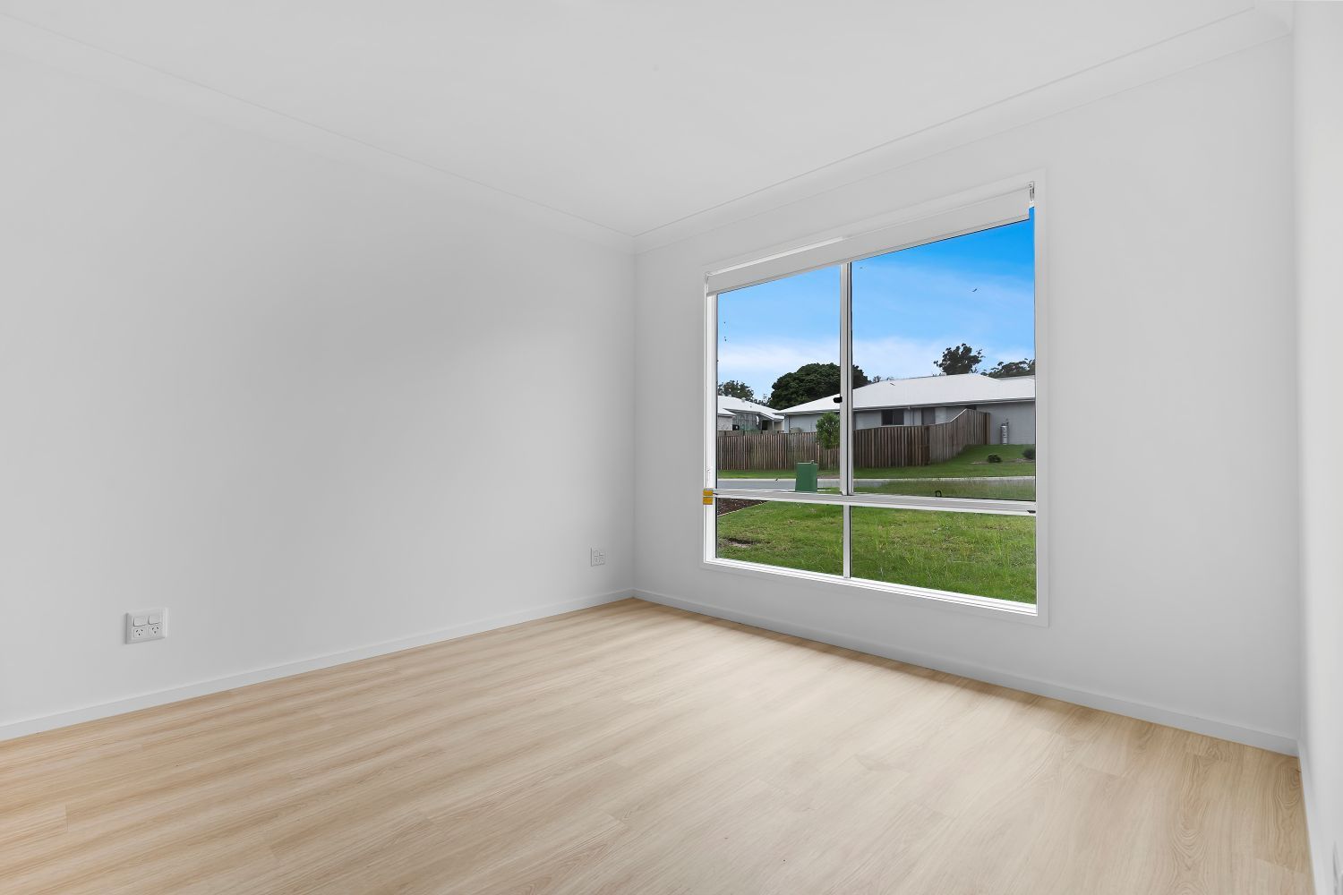 009 Open2view_ID941567-85_Hamilton_Road