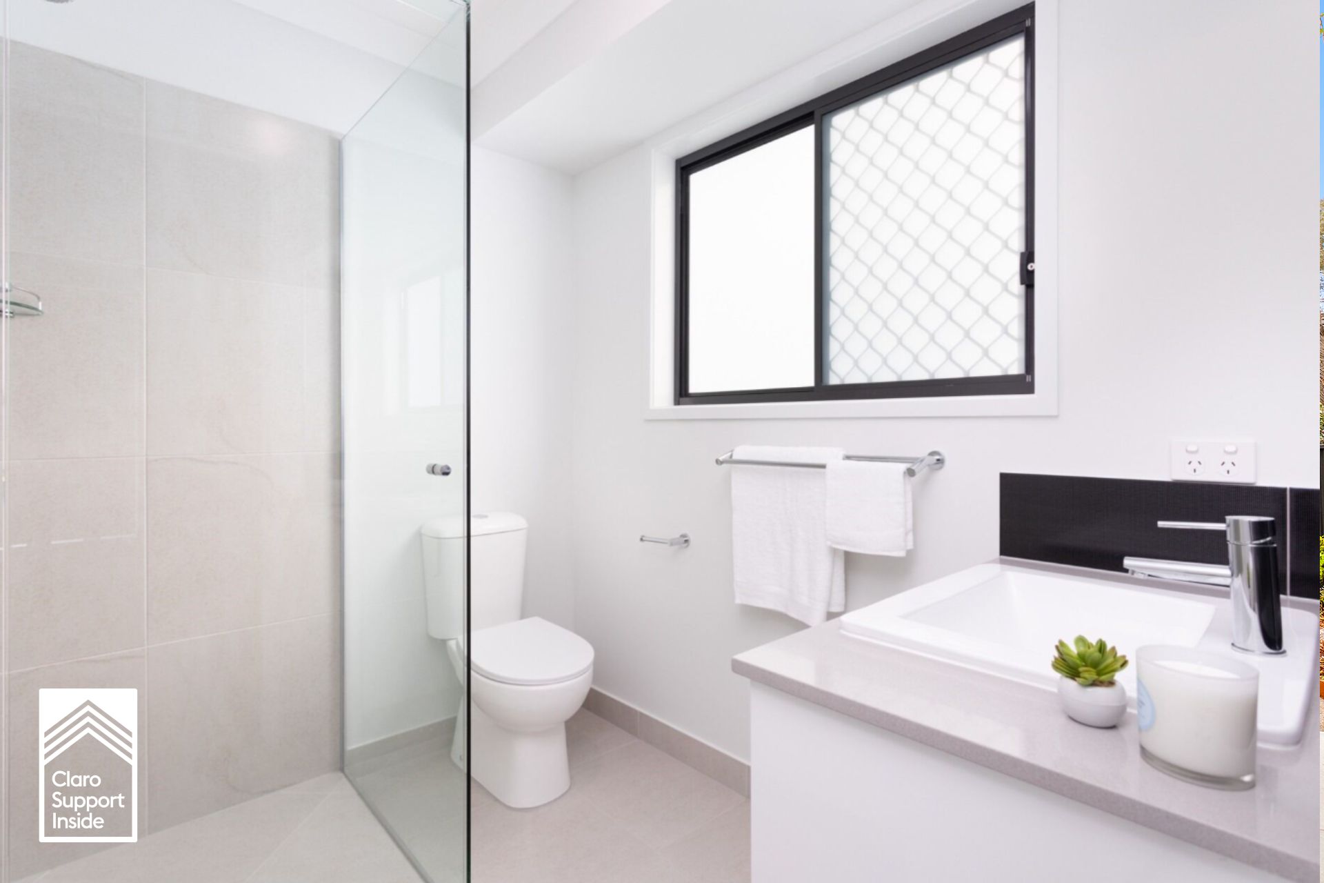 Lancaster OOA Ensuite