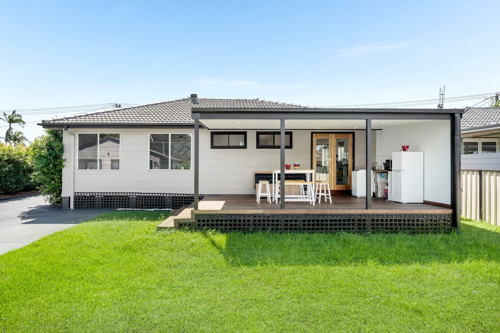 LWBN 483234_House Back