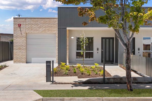 Facade Left 1 LR No Logo