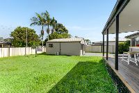 LWBN 483234_Back Yard