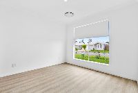 010 Open2view_ID924539-9_Charlotte_Crescent