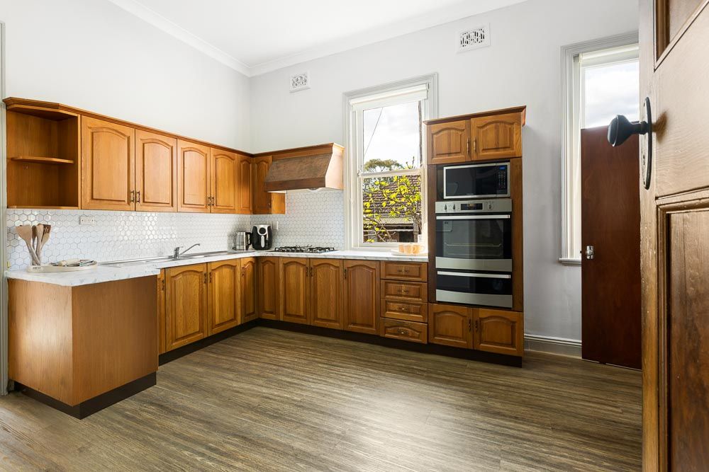 Sunnyfield 12 9.22 - WEB - 006