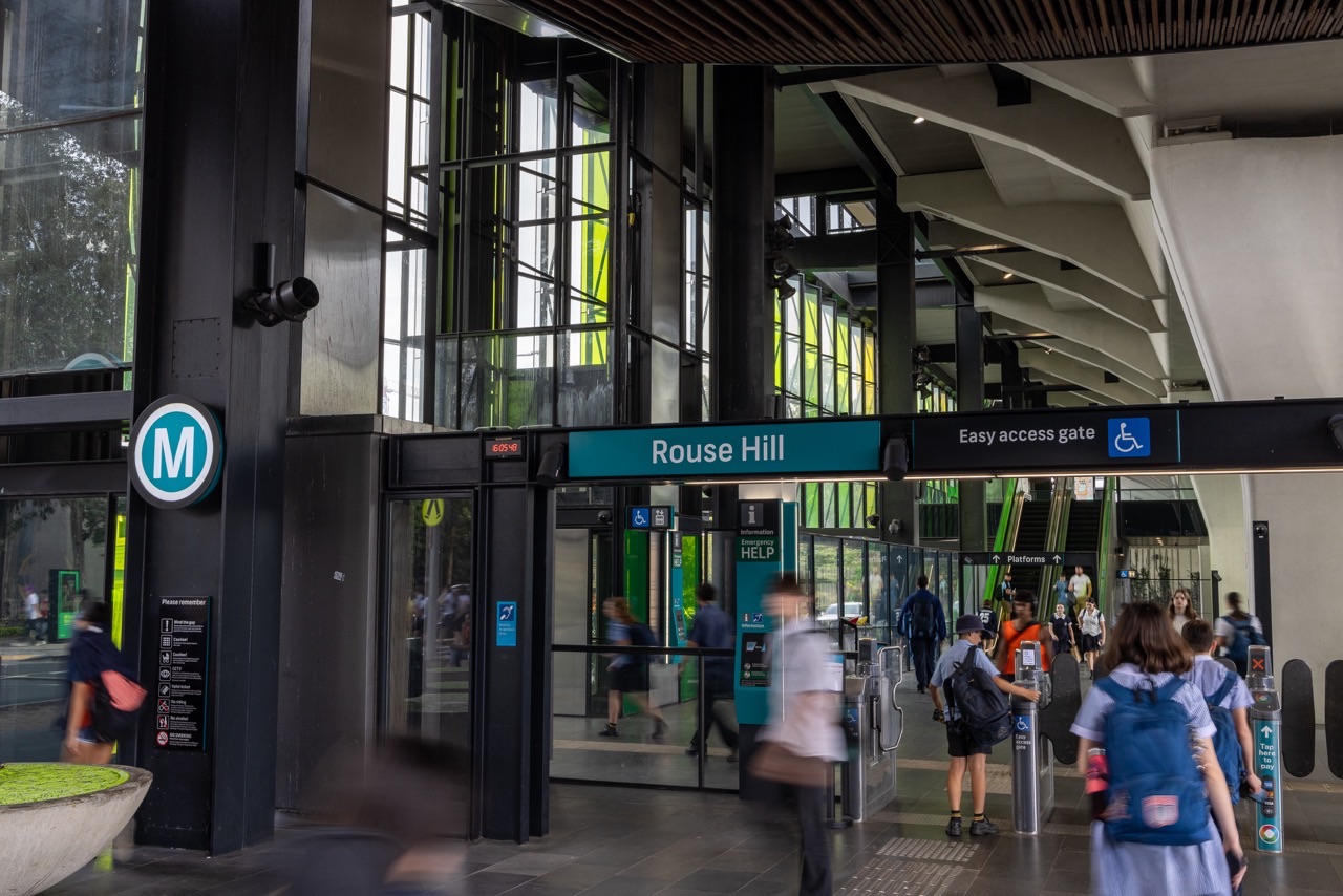 Vera Rouse-Hill_3833 Large