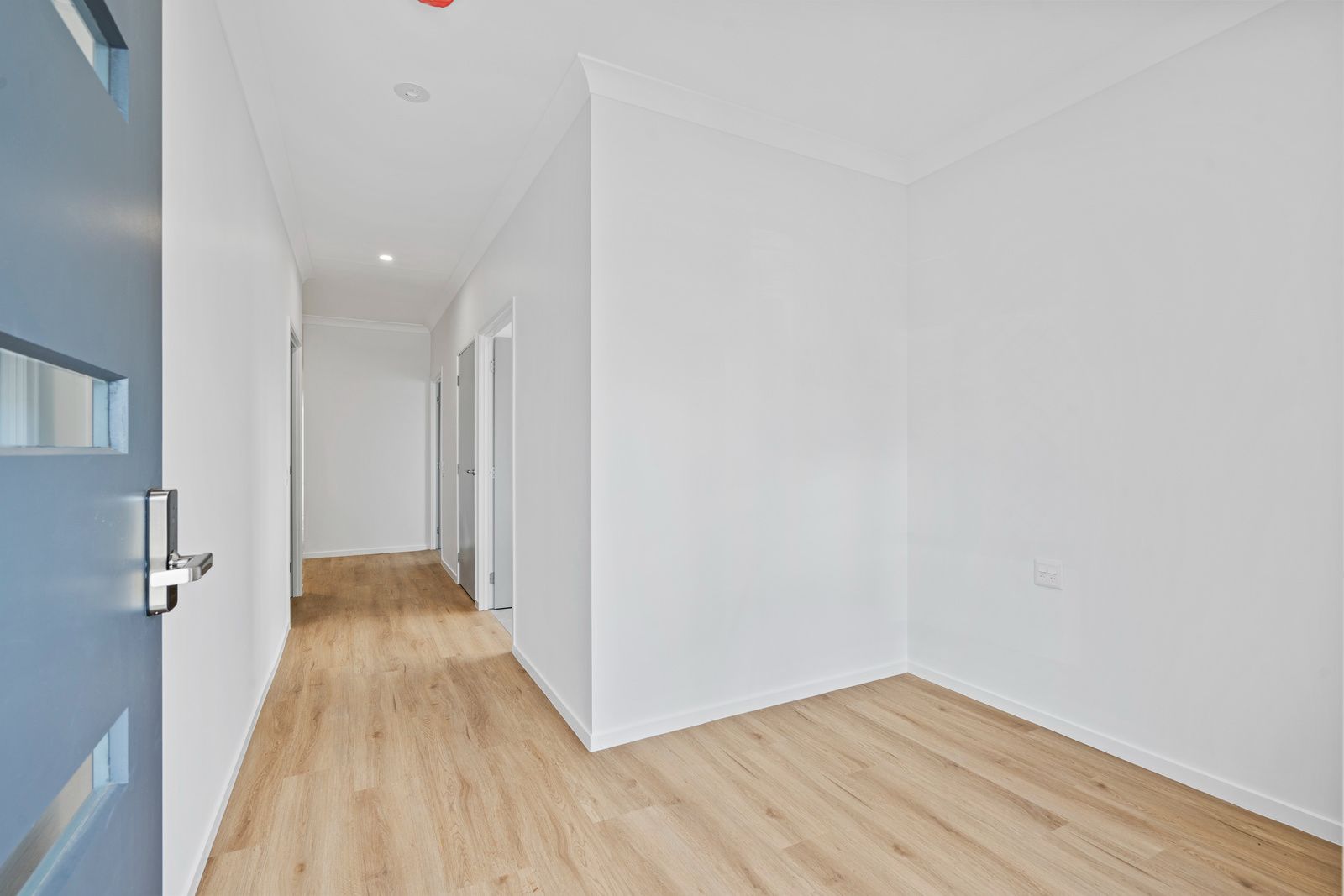 004 Open2view_ID1010973-76_Hammersmith_Street