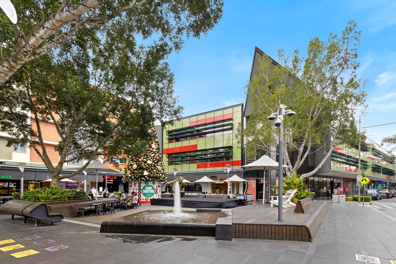 Vera Rouse-Hill_3771 Large