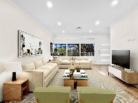 003 Open2view_ID892340-70_Doncaster_Avenue