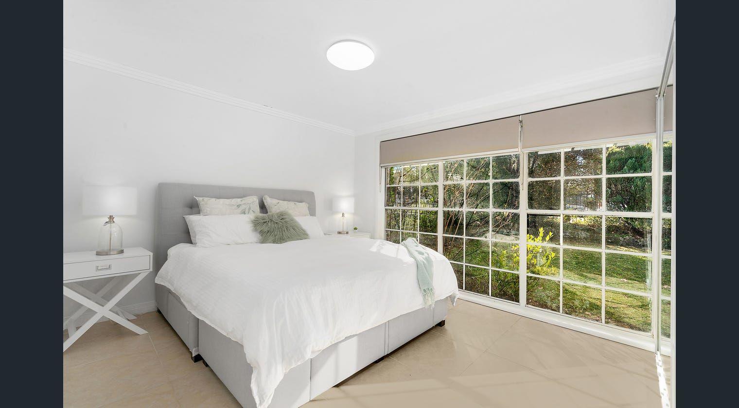 05 bedroom