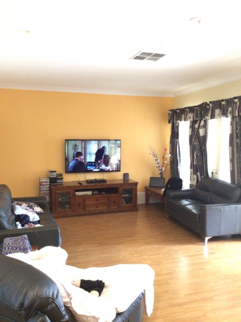 20211011114729 522-Lounge