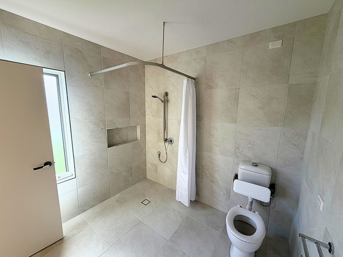 Morwell 11 ensuite1