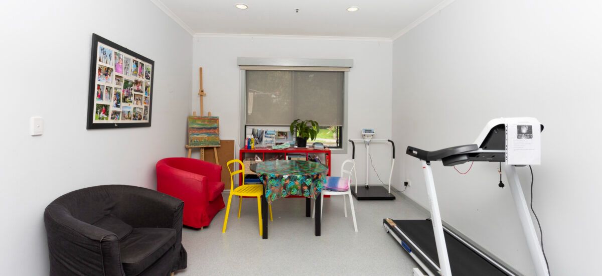 243A4671 retouch-scaled-1200x550-c-center