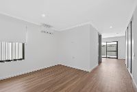 011 Open2view_ID999326-22_Shebelle_Way__Hilbert