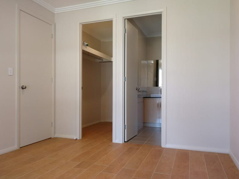 Master bedroom   Athlestone