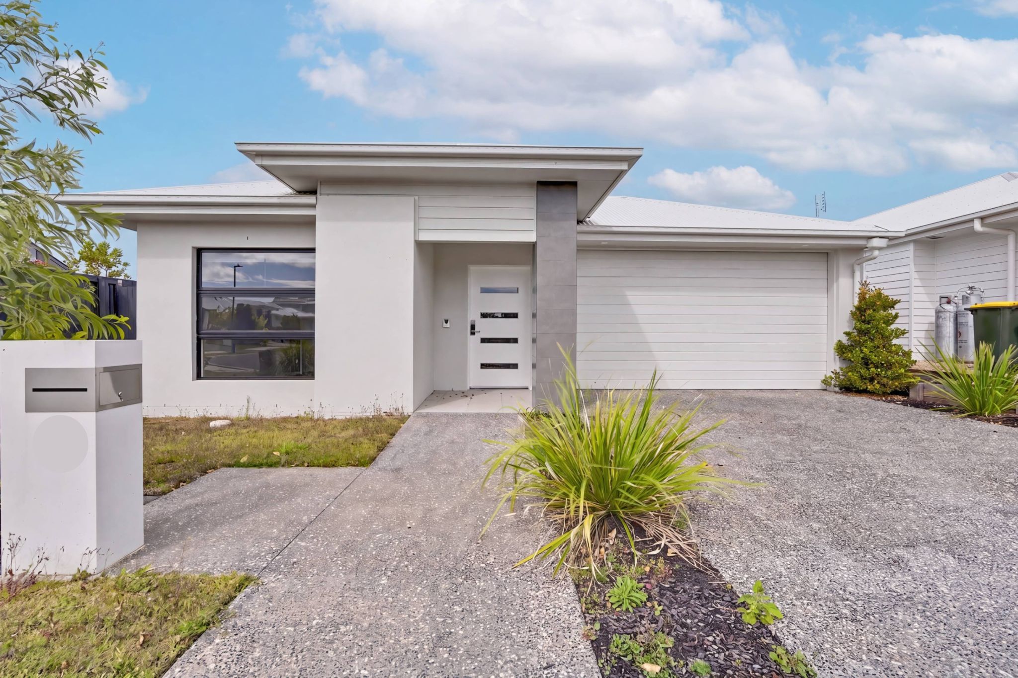 23 Frangipani Front