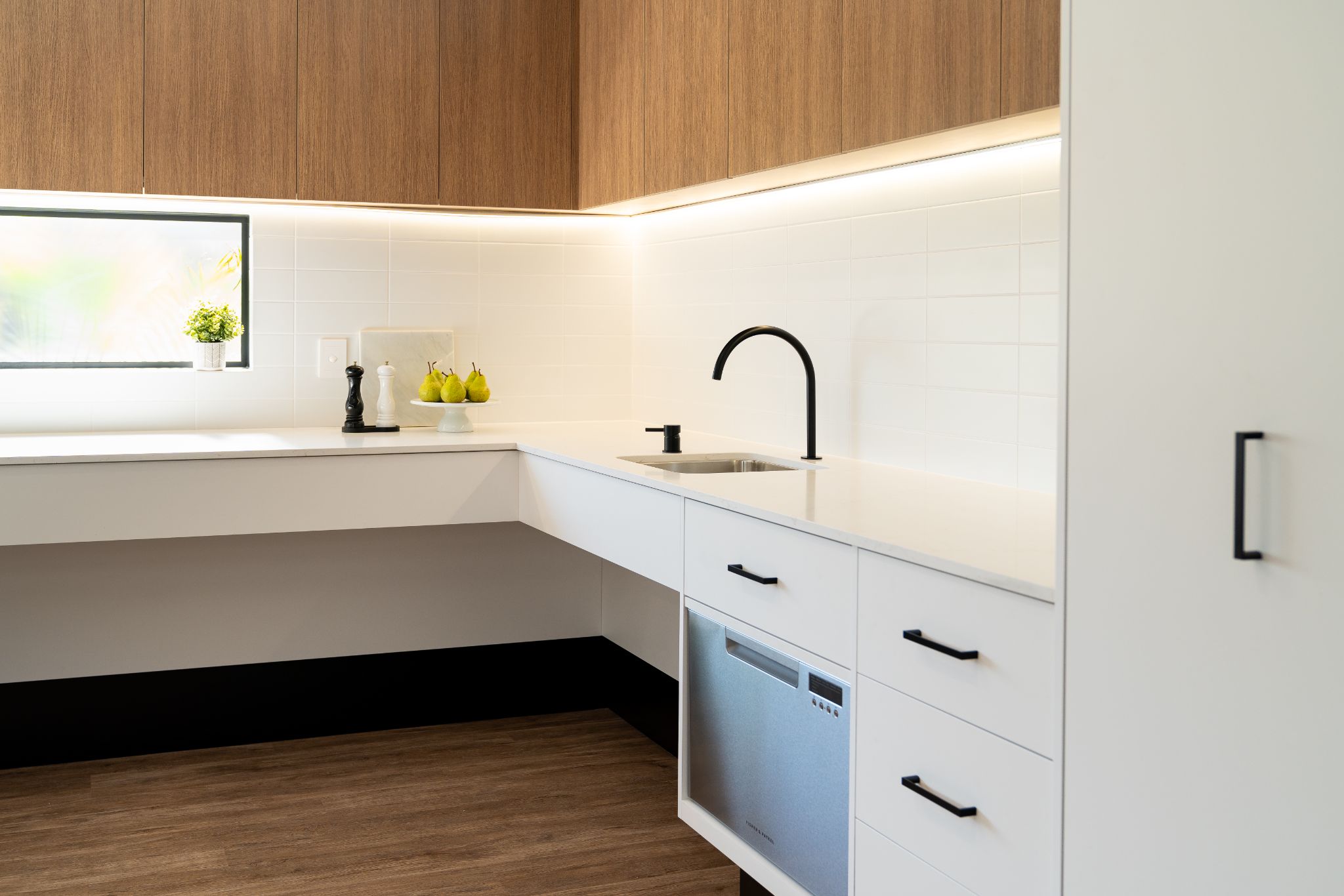 82 Waverley Rd  Coolbellup WA 6163 - HR-36