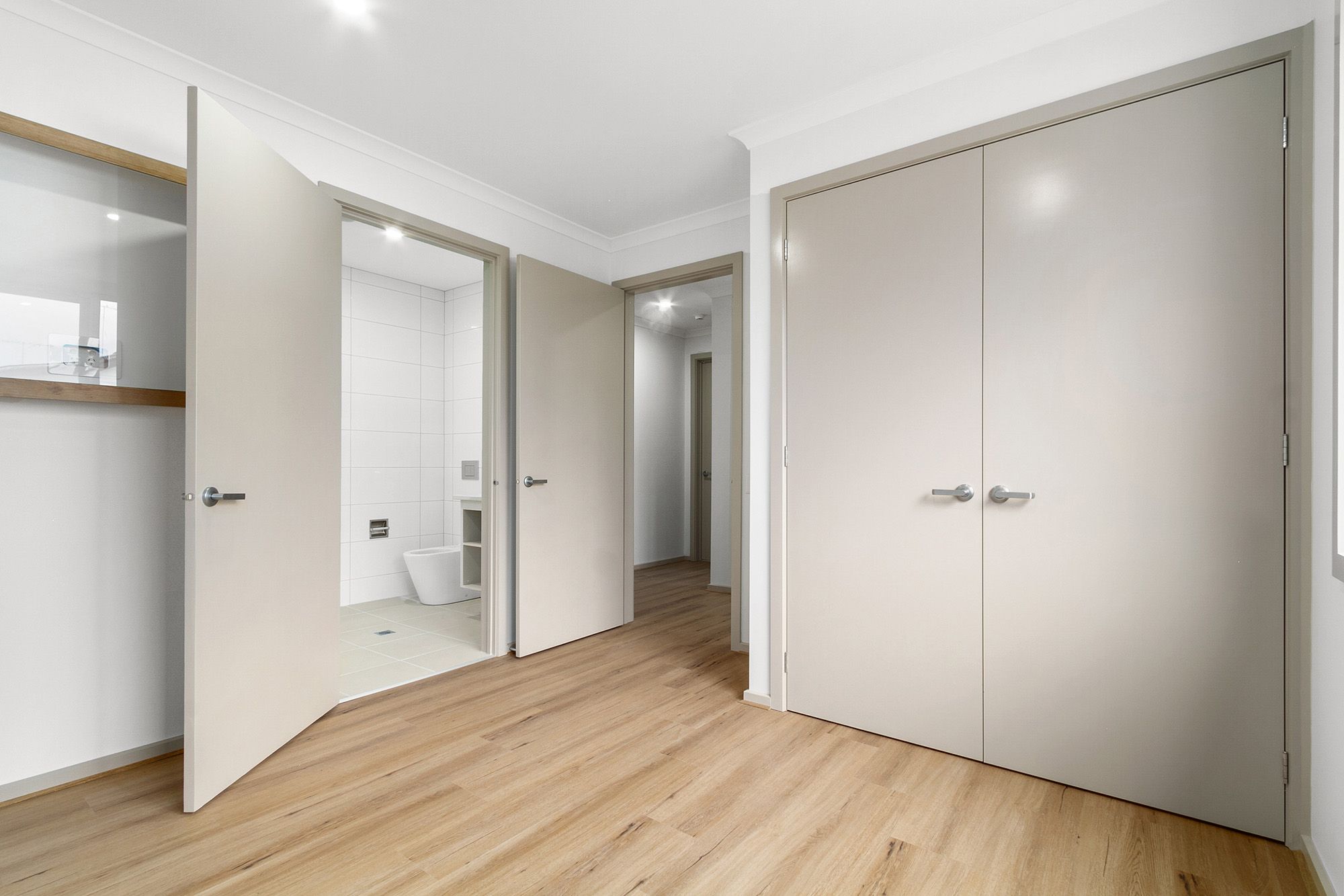 Fairfield 2 Bed Dwelling   Bedroom into Ensuite 1 LR No Logo