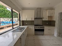 PXL 20250221_004755154