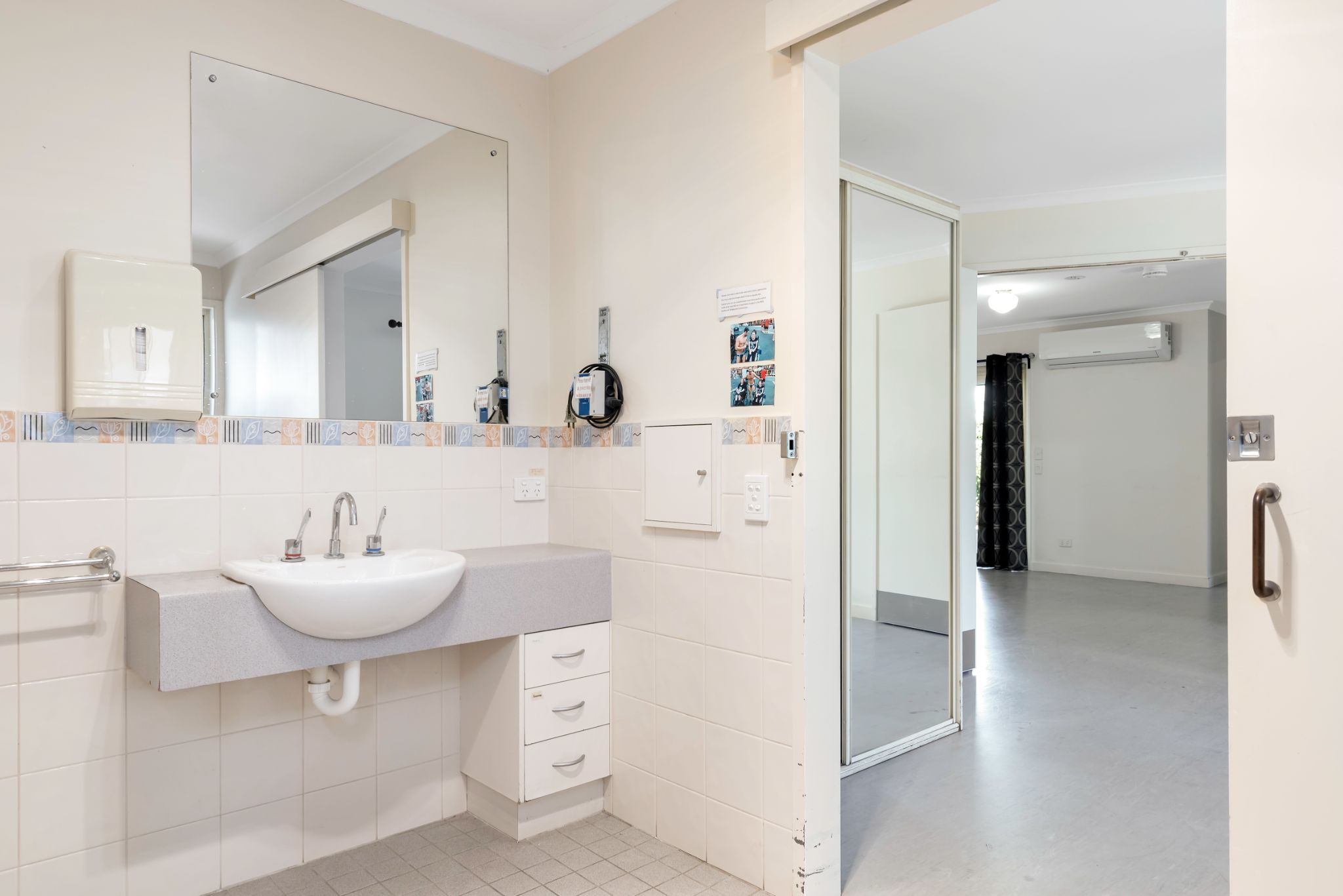 Dover Gardens   34-36 Rugby Street - 04