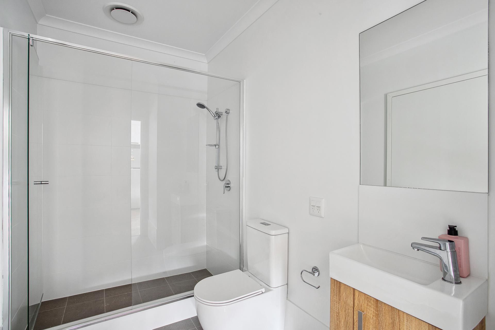 WEB 1 174 Hicks Street  Gosnells 5