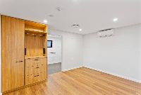 Room 4-scaled