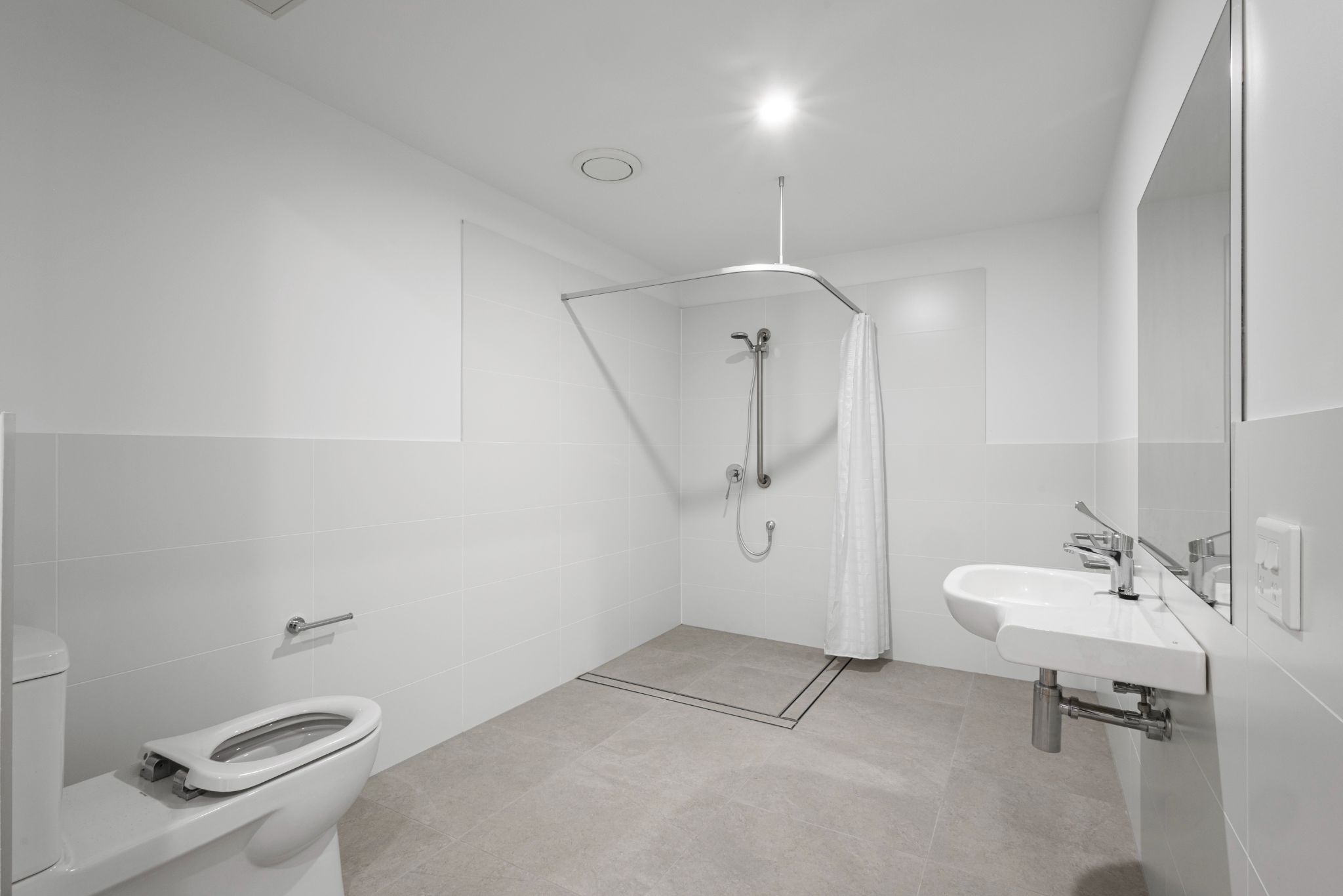 U1 SDA Bathroom