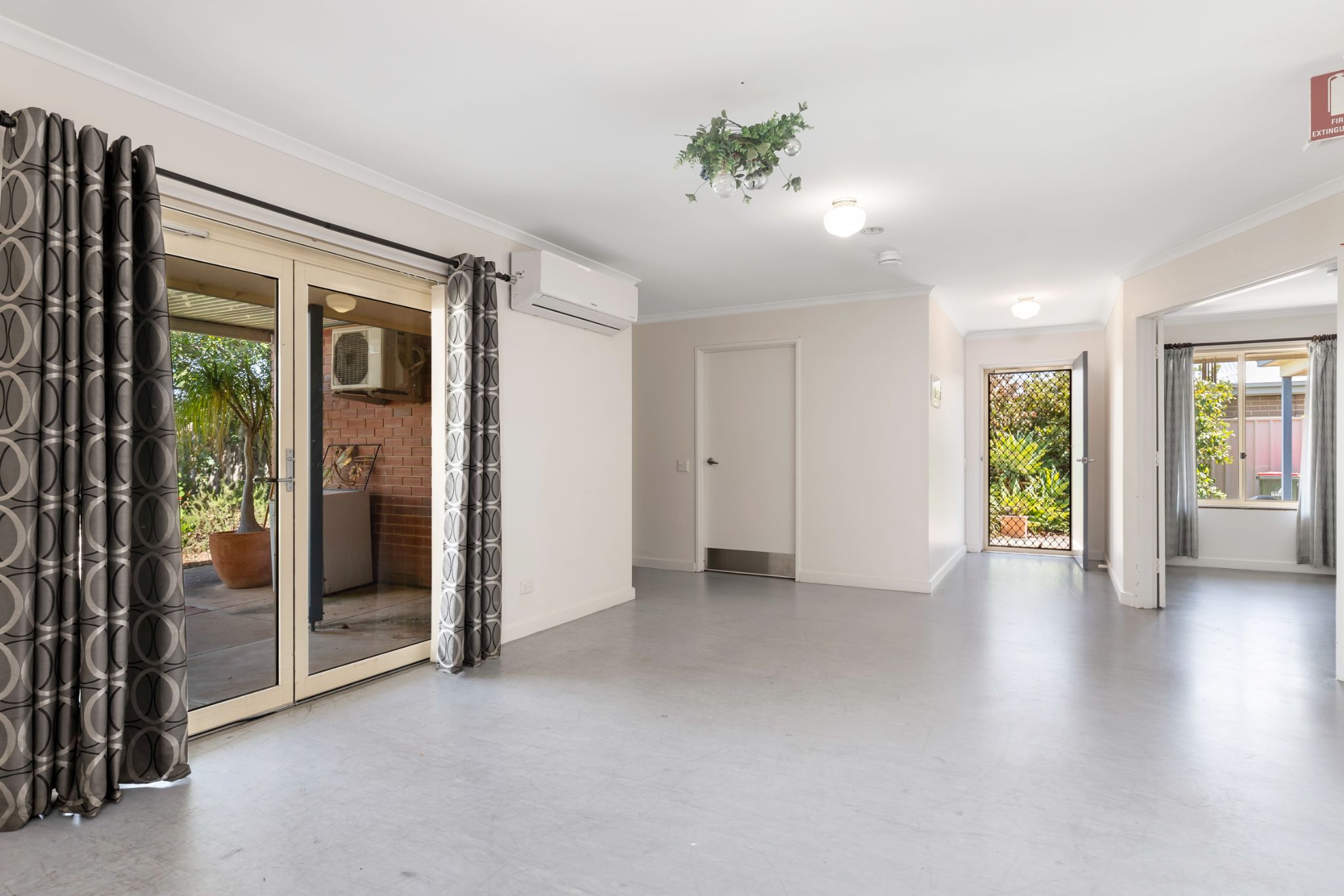 Dover Gardens   34-36 Rugby Street - 08