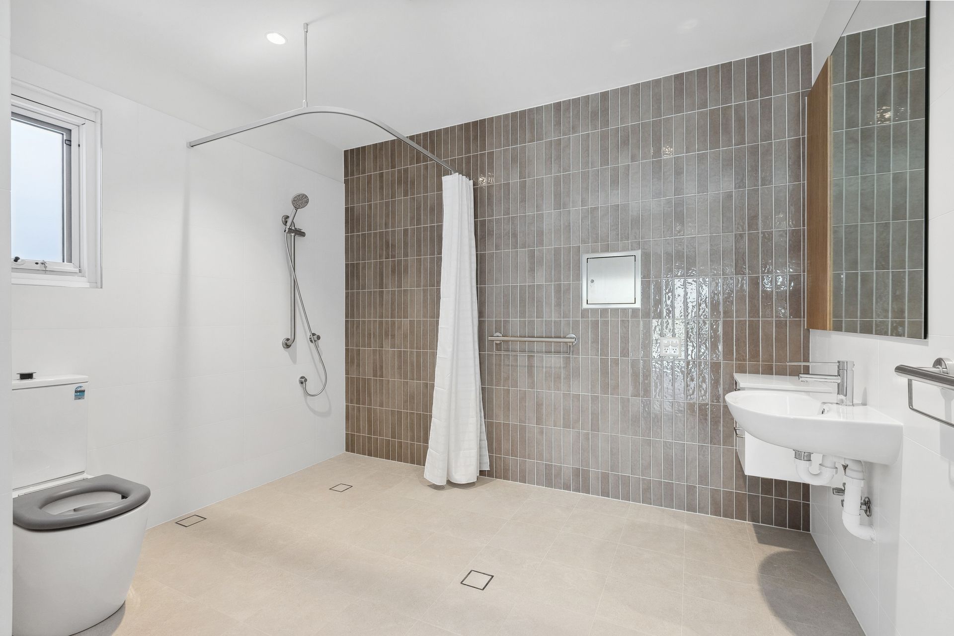 5 21b Purvis St, Hamilton Hill 04