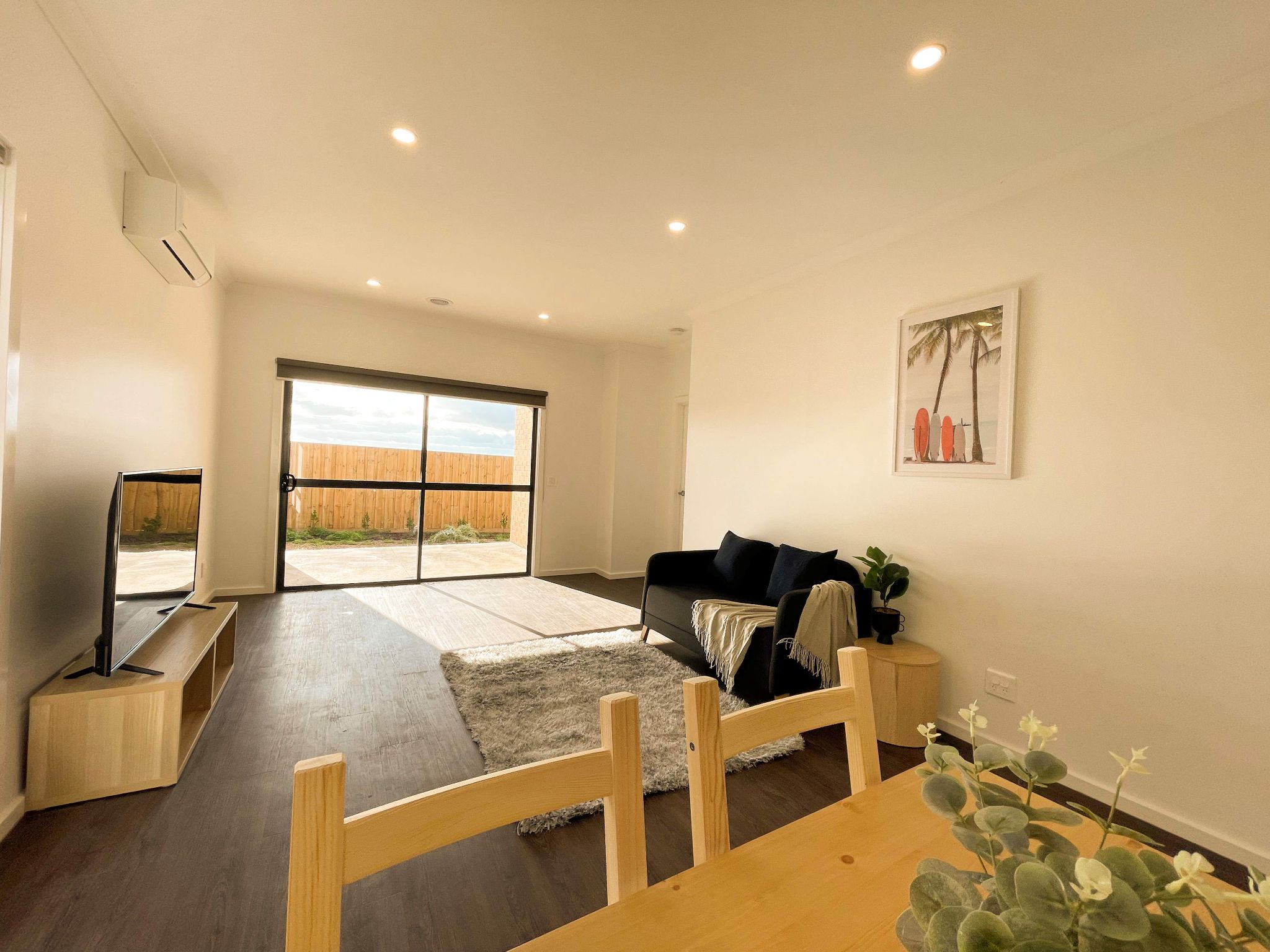 Photo 8 Woolspinner Cres Wyndham Vale