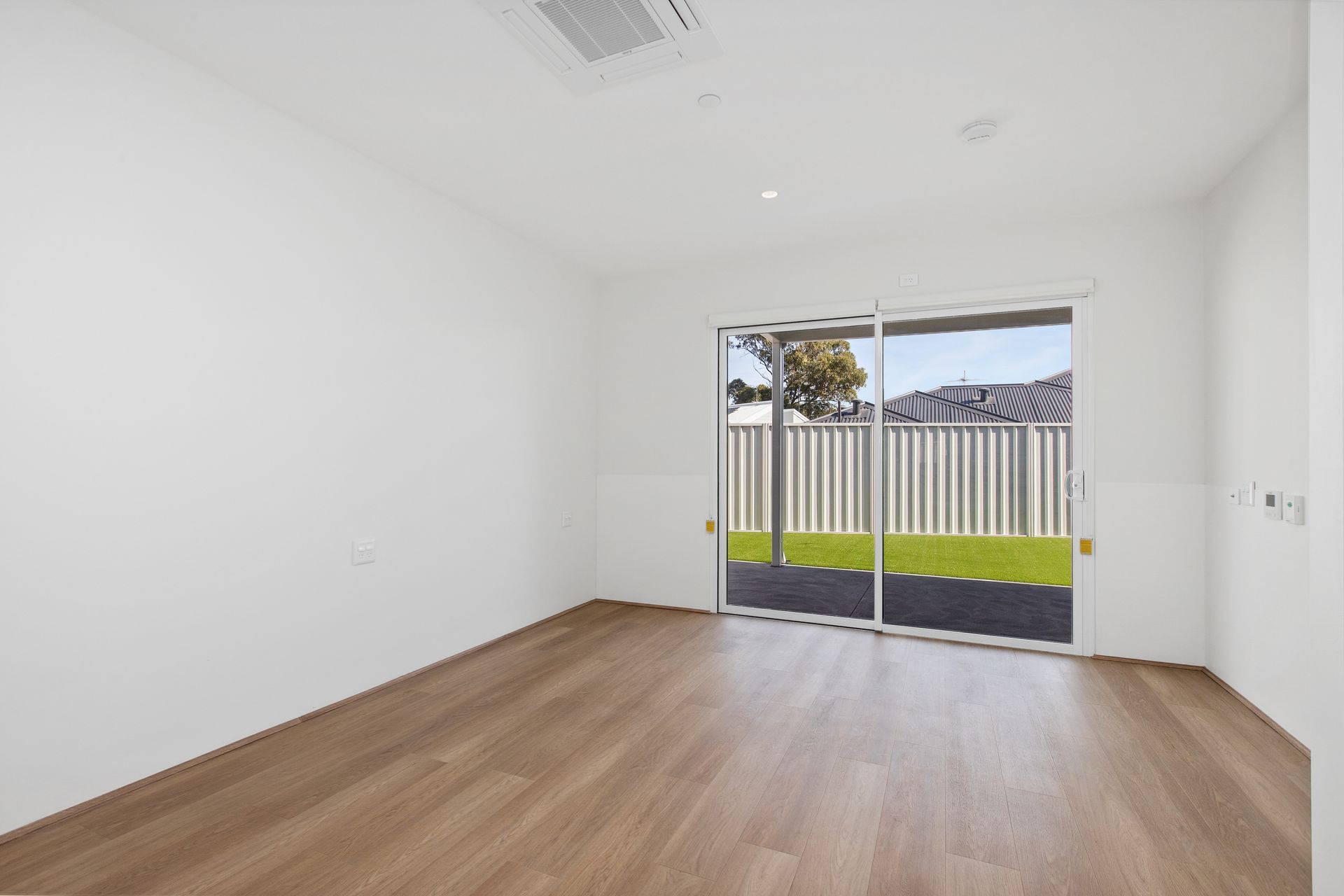 11 21b Purvis St, Hamilton Hill 10