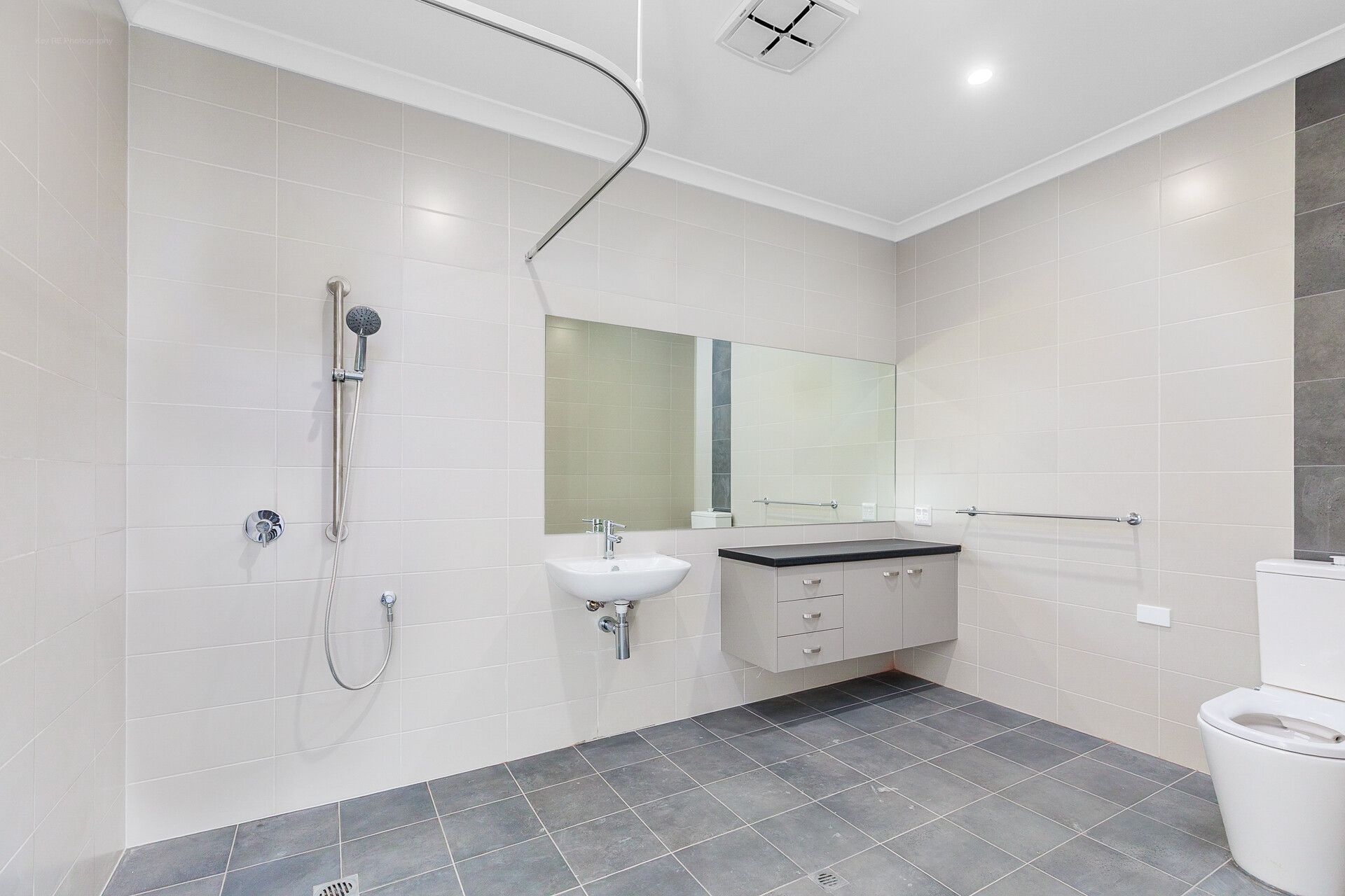 kqxenzofwjeumerbct8k