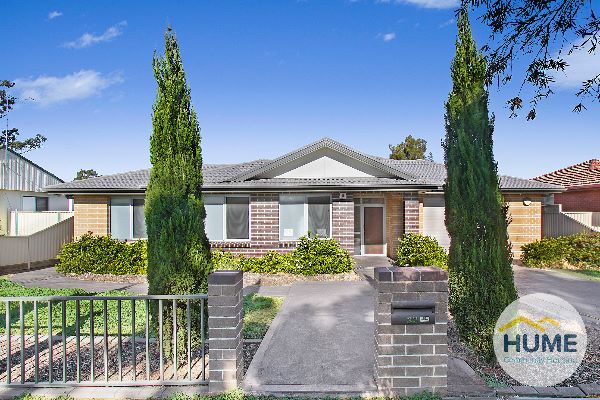 LOGO Mount Druitt front