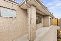 Freda   Unit 1 Alfresco and Side Path LR No Logo