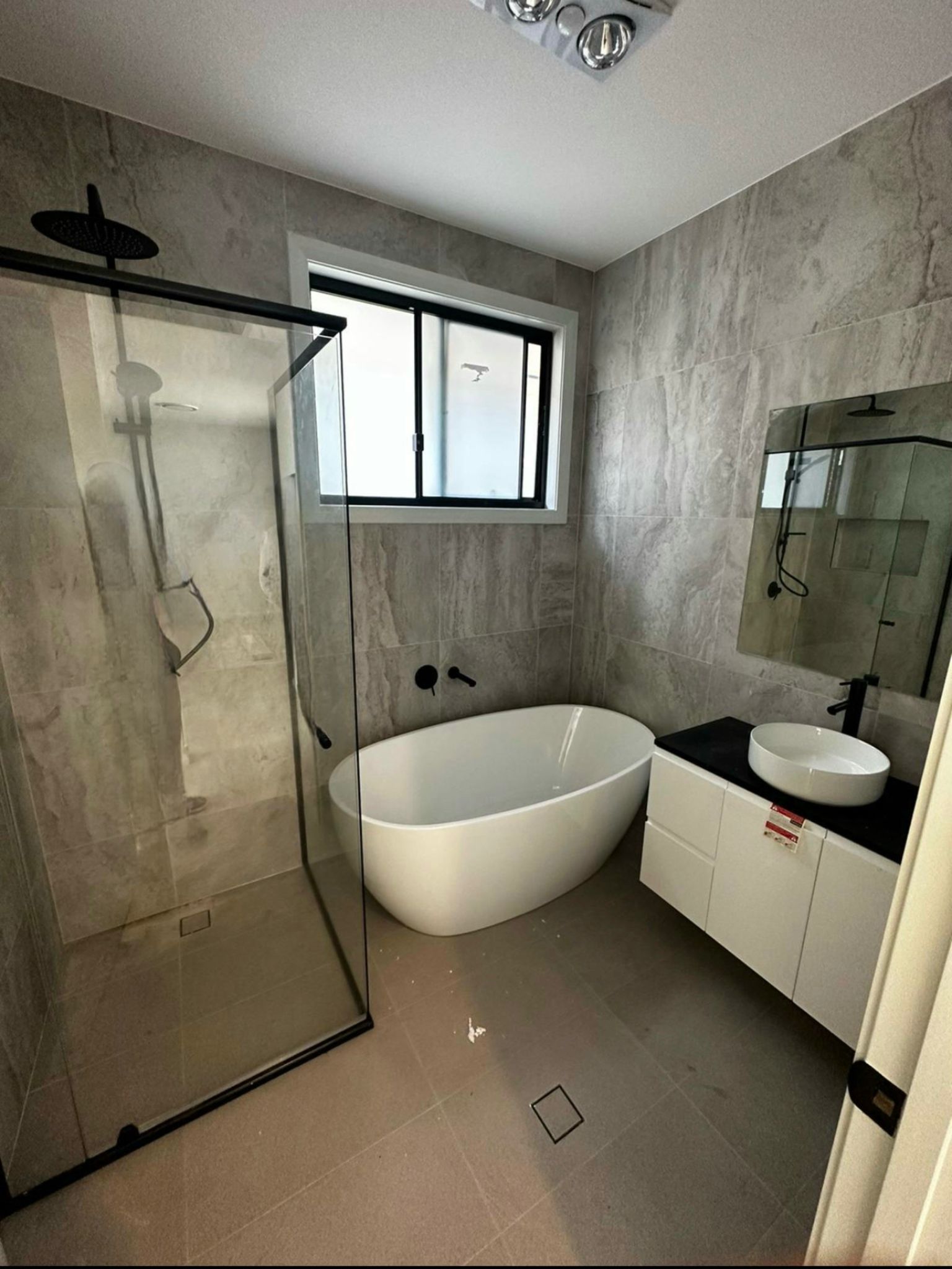 WhatsApp Image 2024 11-29 at 16.28.11