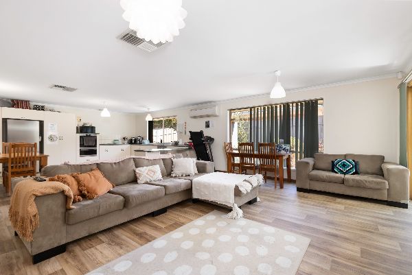 Mt Barker   6 Ware Close - 10