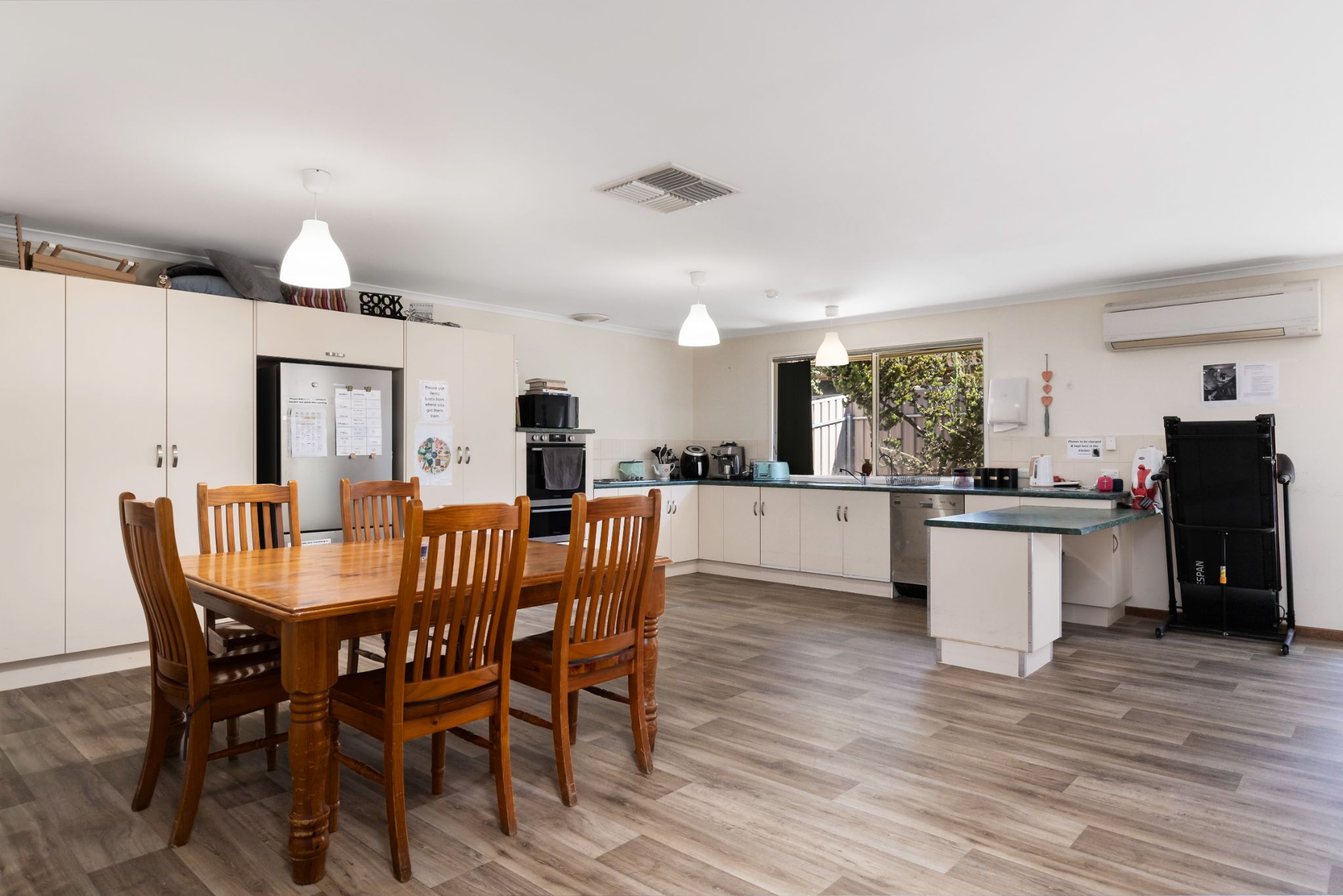 Mt Barker   6 Ware Close - 09