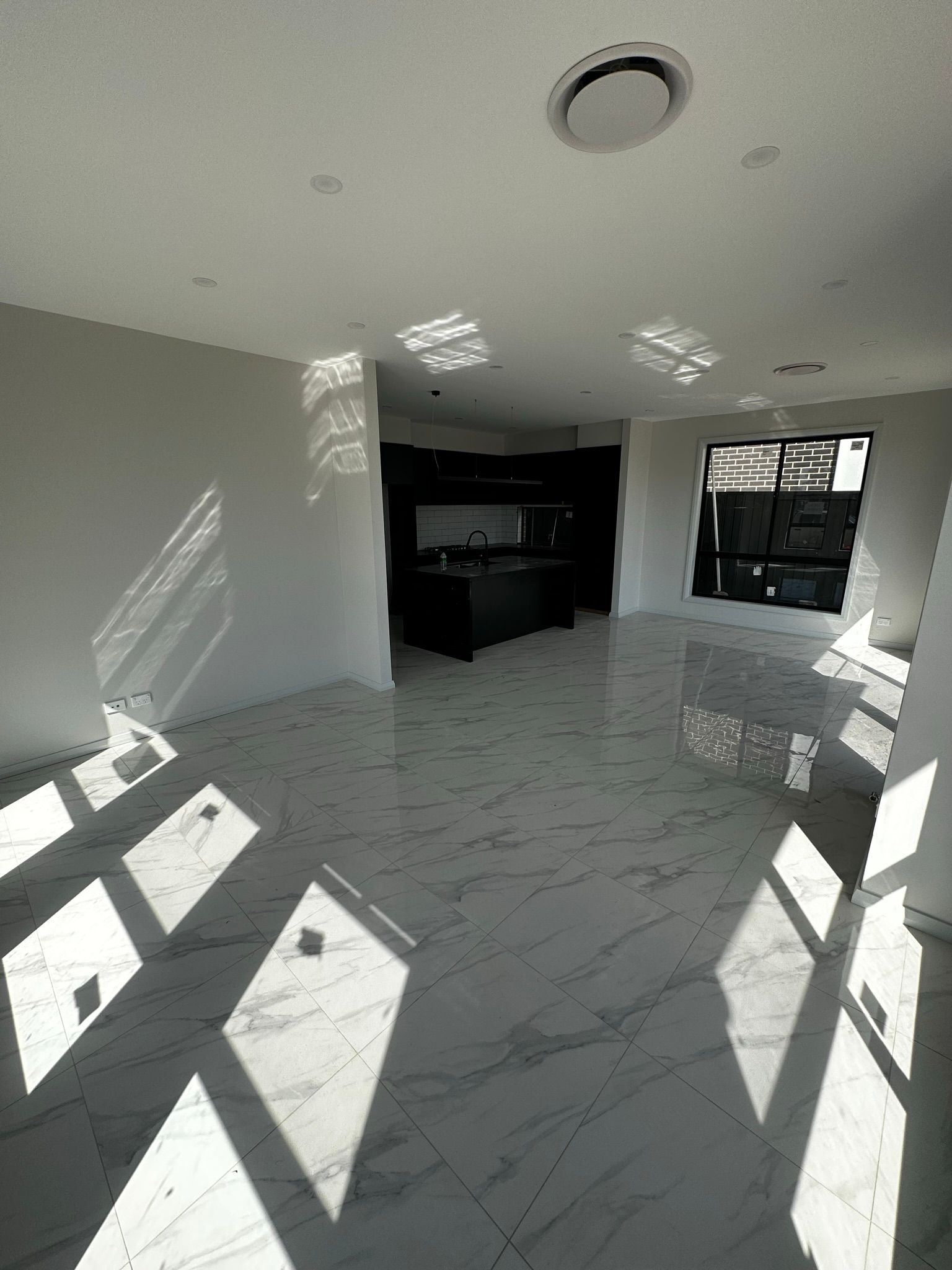 WhatsApp Image 2024 11-29 at 16.28.12 (1)