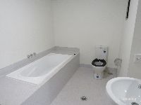 8   Macadamia Dve 7 - Bathroom