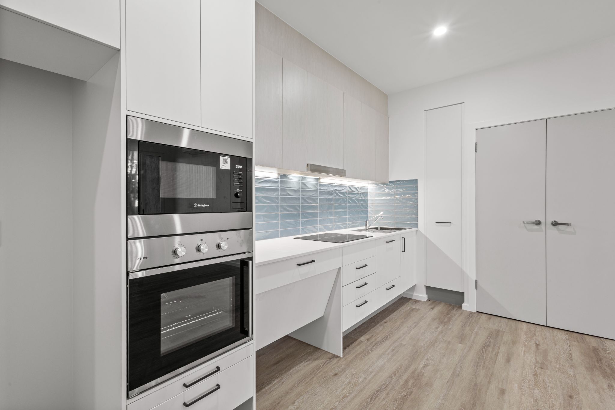 U1 Kitchen 1