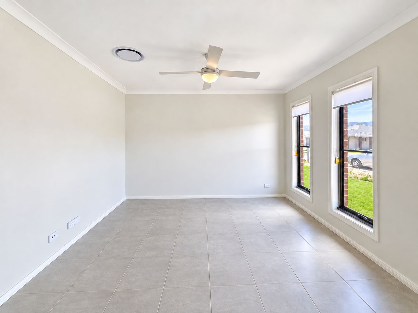 cooranbong burnside-front-room-tall-windows