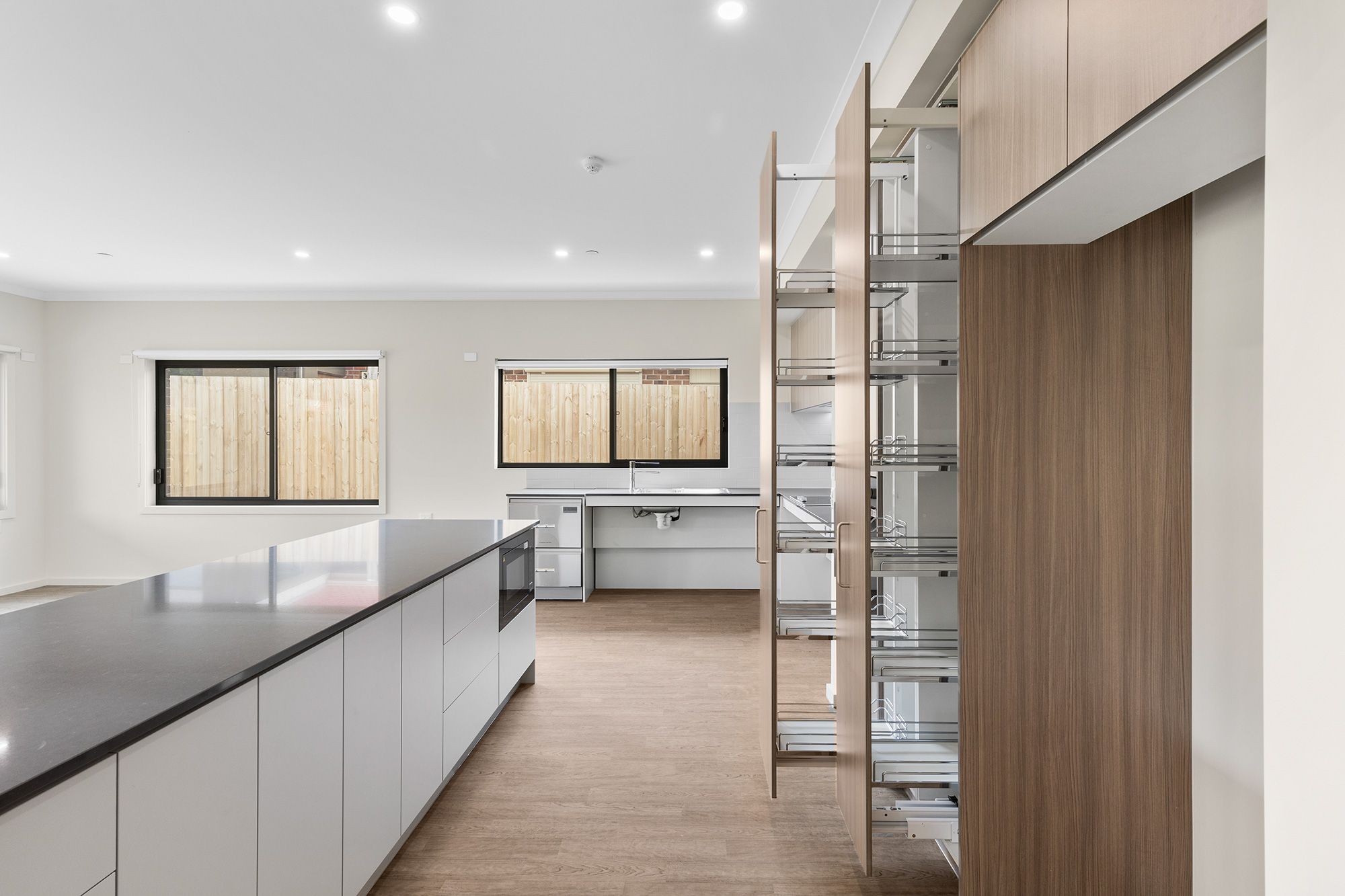 Elizabeth   Kitchen 8 LR No Logo