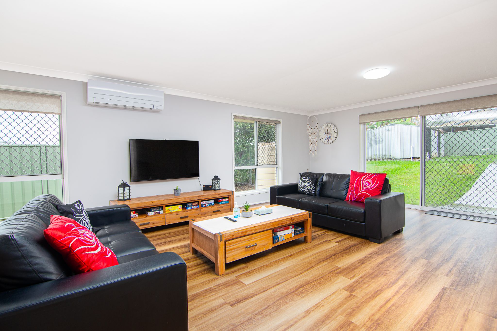 Owen Cres Regents Park LRG   012