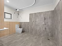 5   Elliott St 13 - Ensuite 1