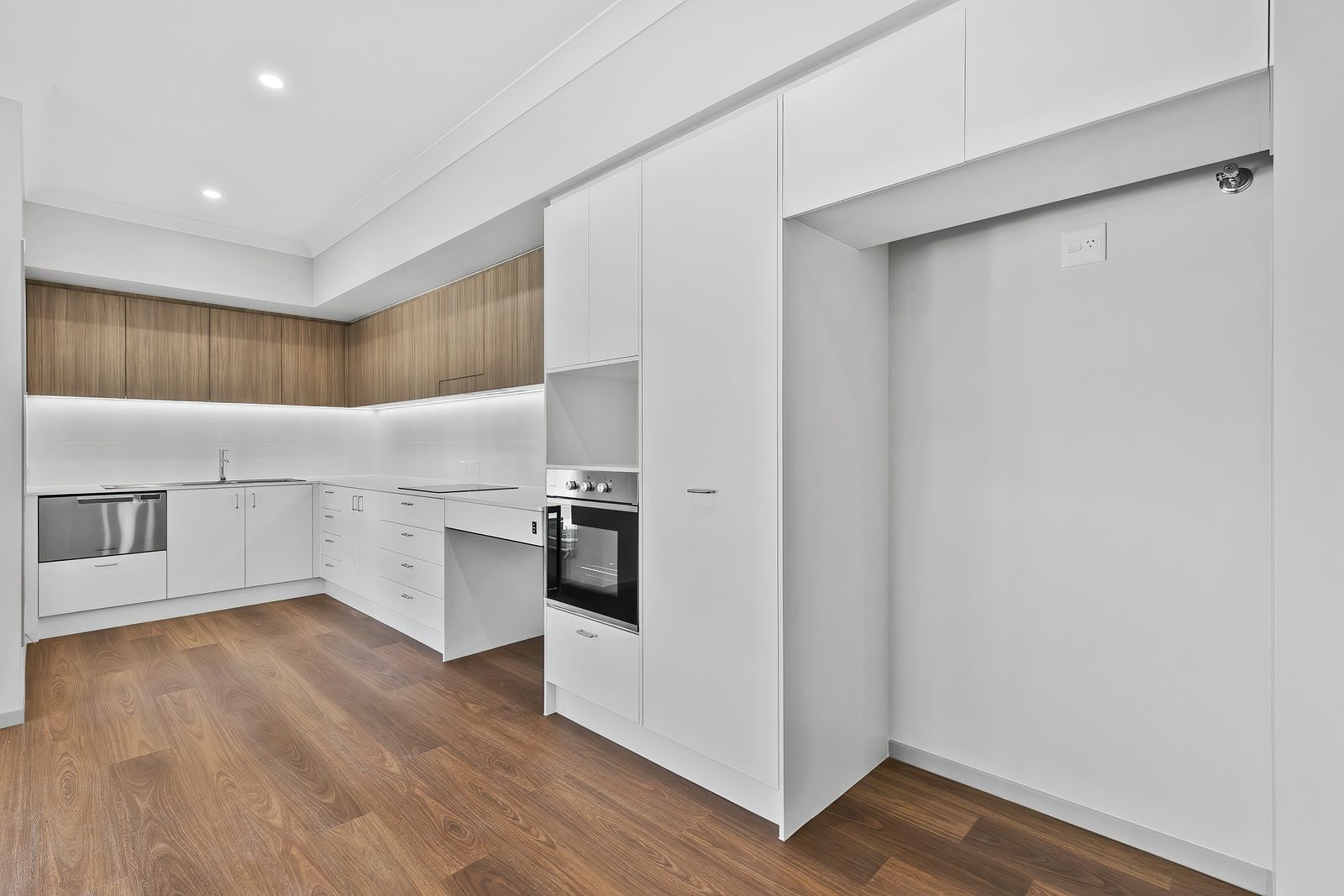 003 Open2view_ID966325-1_54_Bramble_Street