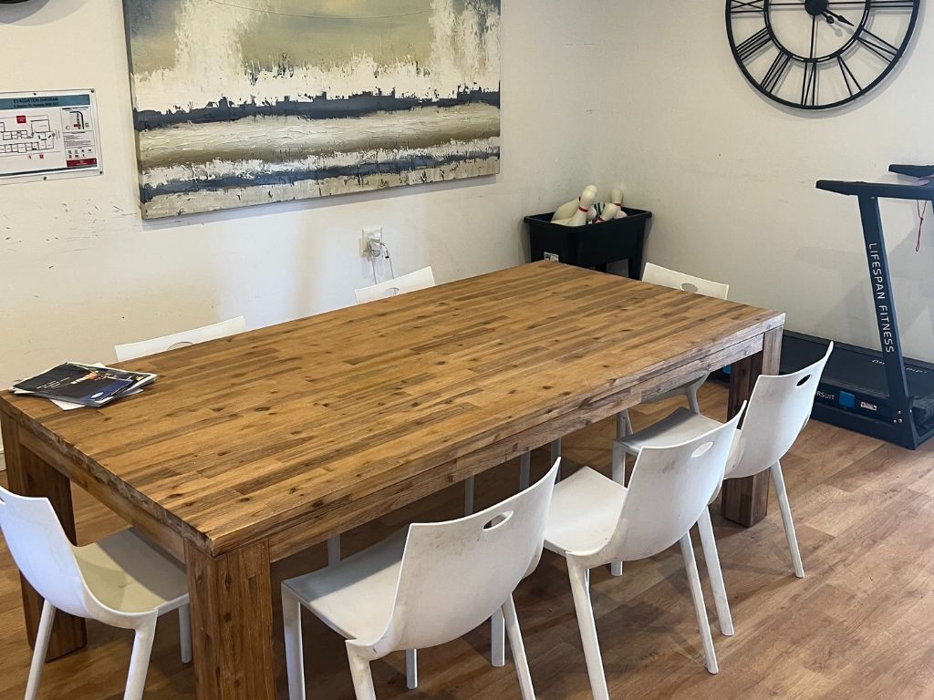 Hornsby 1  16080)_Dining_1024x768px