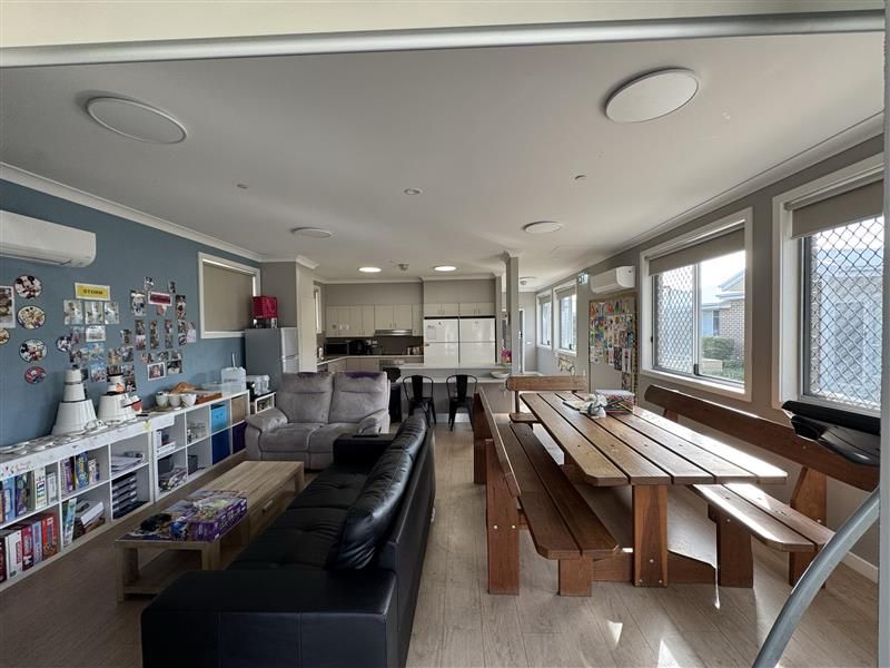 Common Living Dining Kitchen