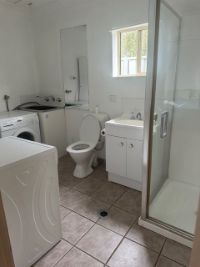 Bathroom/Laundry
