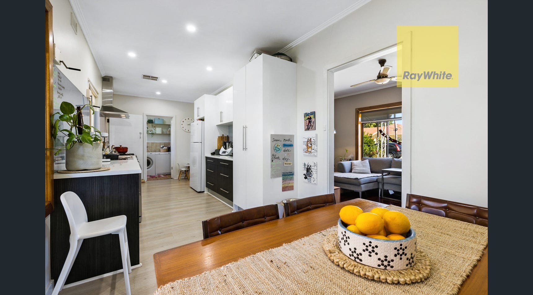 1 Pankina Grove   Dining