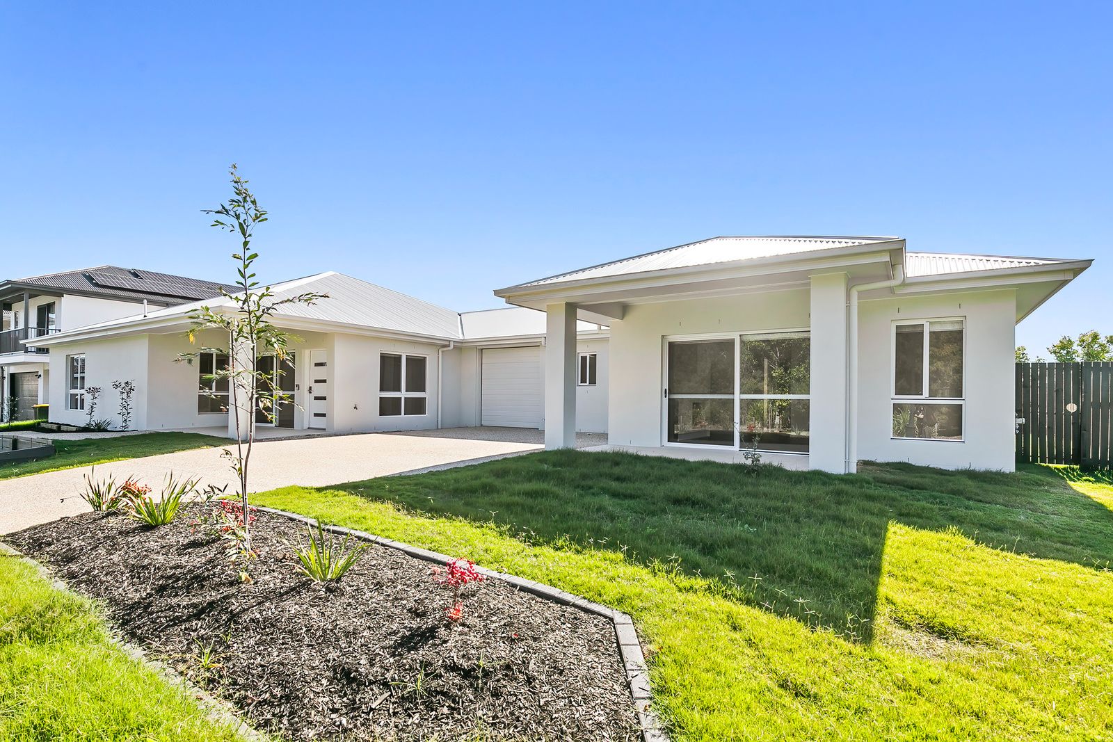 015 Open2view_ID966325-1_54_Bramble_Street