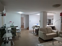 5A7B94CE 2949-4DFA-B284-667B566FCB56